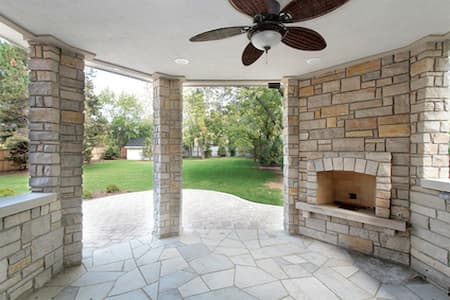 From Drab to Fab: Transform Your Patio with Professional Cleaning